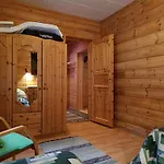 Kuusirinne Alpesi faház *